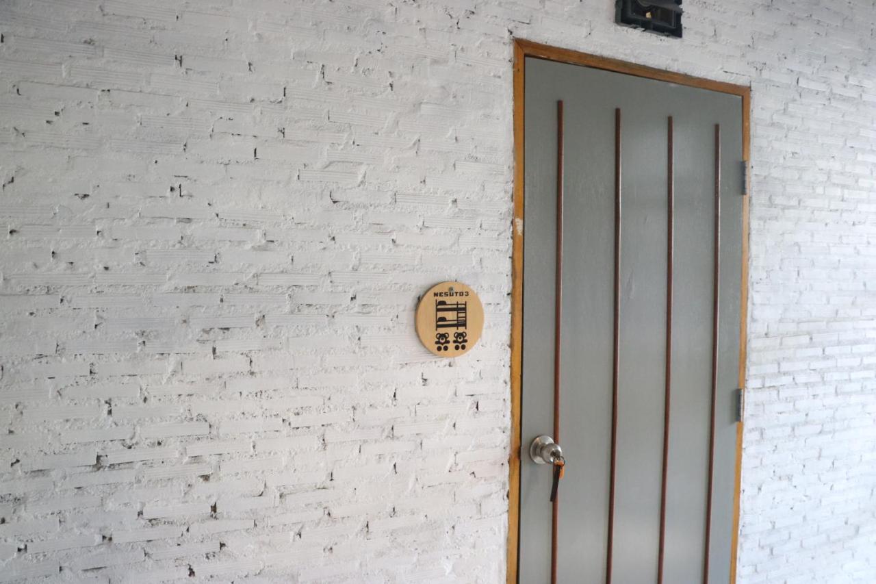 Nesuto Hostel Ramkamhaeng 52 Bangkok Dış mekan fotoğraf